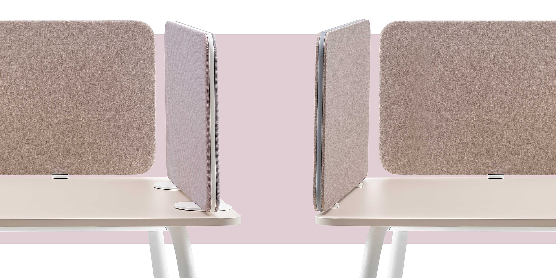 With the adapter brackets for flexible positioning, easy screen silent enables concentrated work even when at large team workstations.