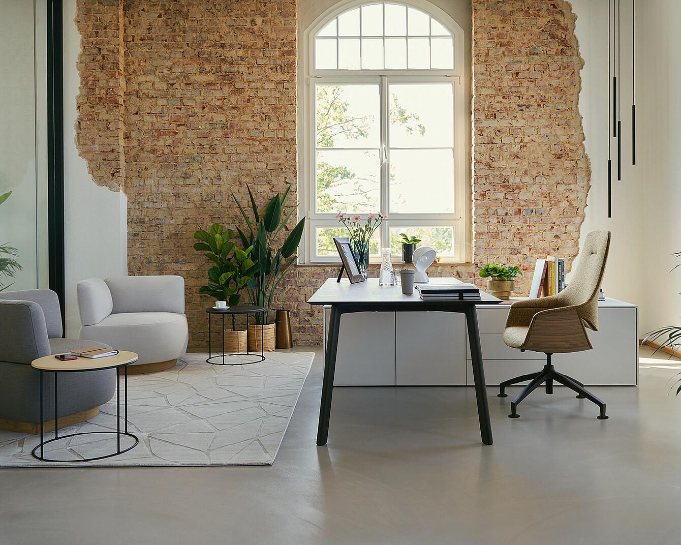 classy office design