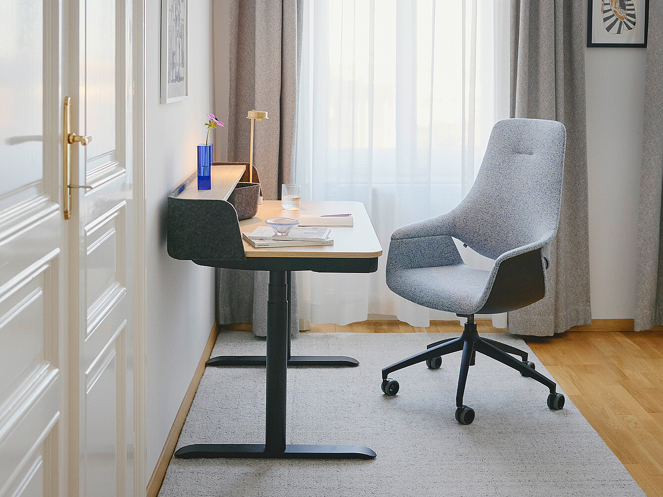 se:mission in a home office setting