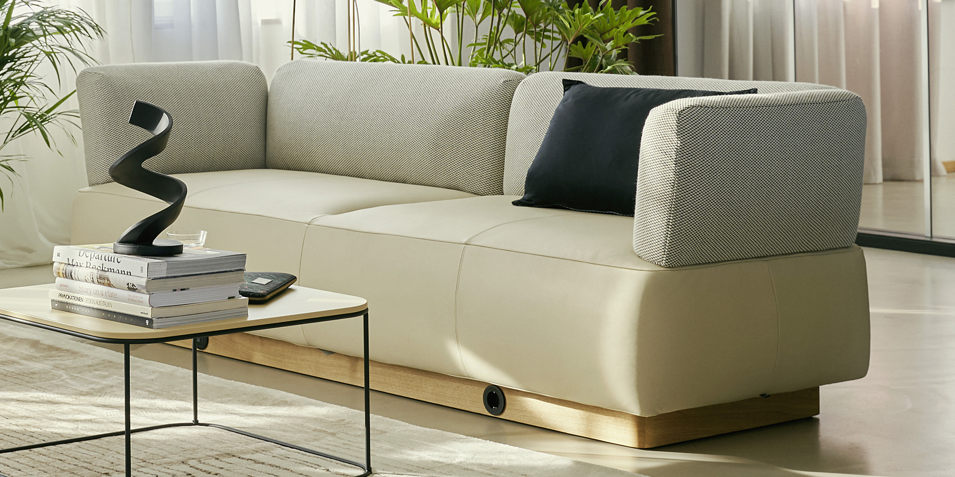 Cosy se:living sofa with Serpentine
