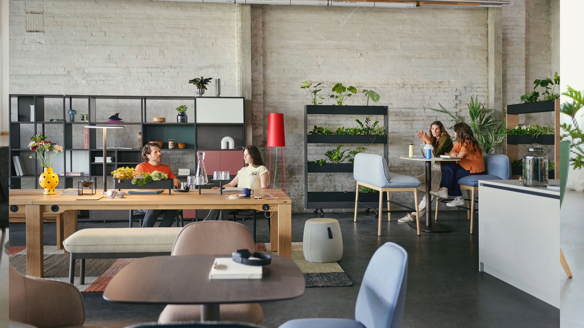 In che modo il design ibrido degli uffici può davvero mettere in contatto le persone?